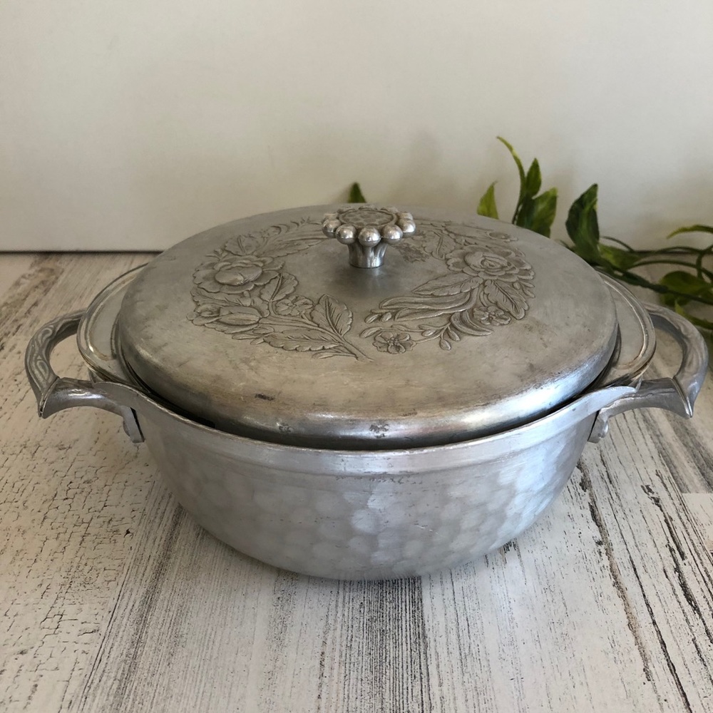 Vintage Everlast Aluminum Casserole Dish
